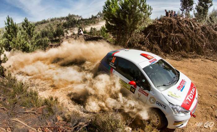 Diogo Gago ataca o nacional no Rallye Casino de Espinho