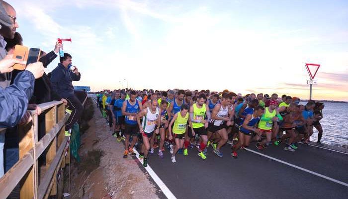 Centenas de participantes na Meia Maratona Noturna H2O