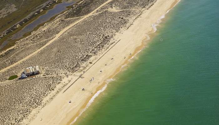 Praias do Algarve oficialmente reabertas este sábado